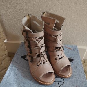 Freebird by Steven bootie/sandals